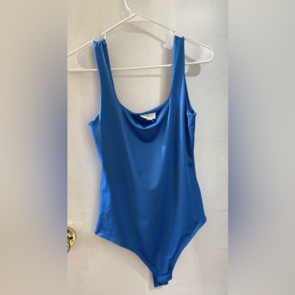 Blue Sleeveless Women's Top